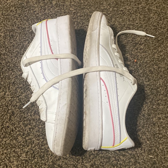 Shoes - Picture 2 of 3